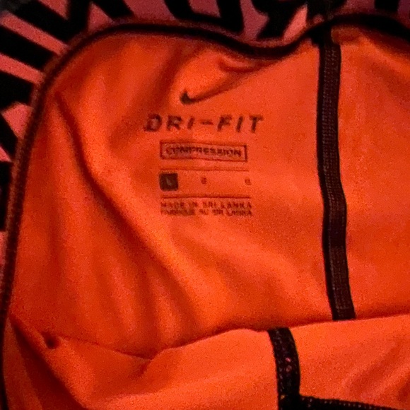 Nike Pro tights - Picture 2 of 5